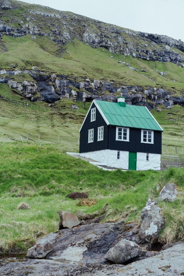 Authentic Faroese House / Unique Location / Nature Hellurnar 외부 사진